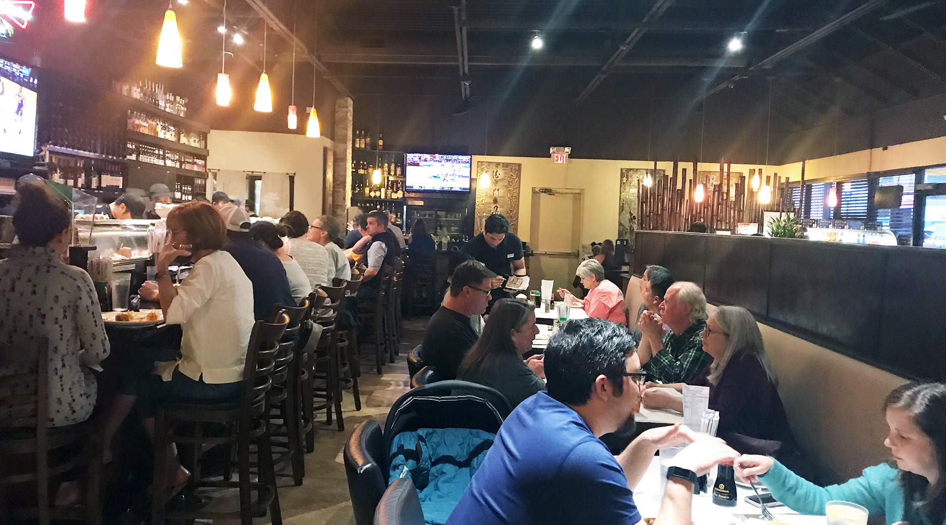 Dining experience and yummy dishes from Izumi